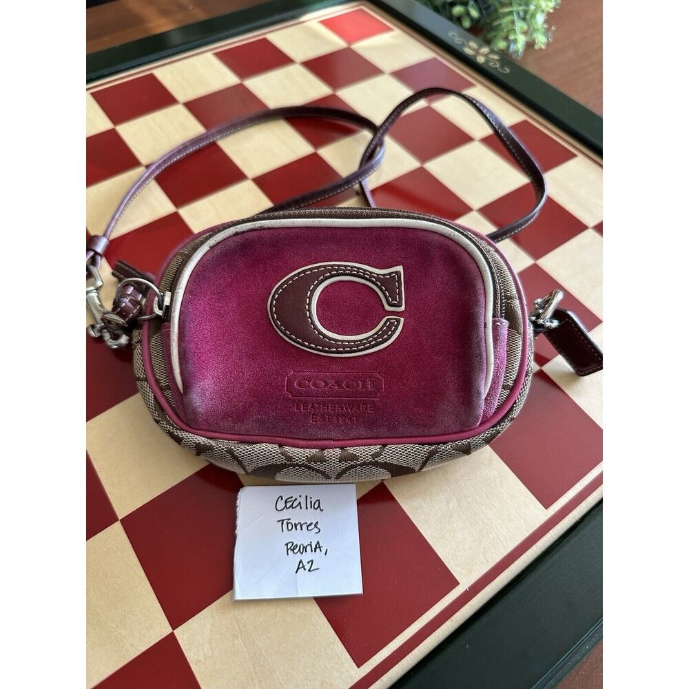 Coach Vintage Jacquard Signature "C" Pink Suede Camera Crossbody Bag Purse